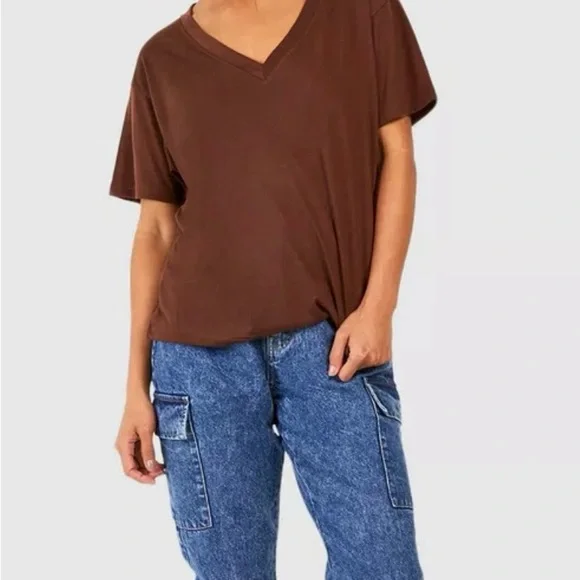 POL V-Neck Women's Tee - Picture 2 of 4